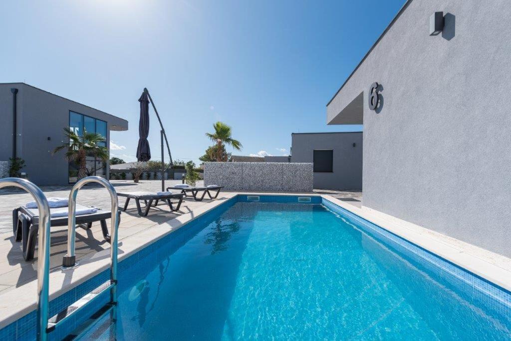 More Exclusive Villas And Spa فير المظهر الخارجي الصورة